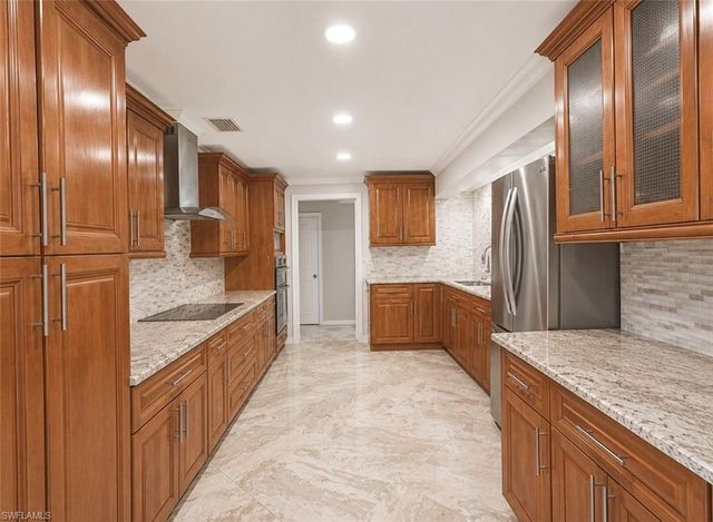 565 6th ST SE, Naples, FL 34117