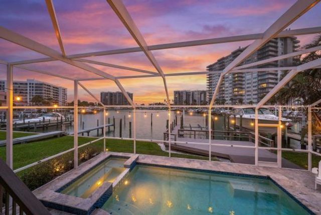 1624 SAND KEY ESTATES COURT, Clearwater Beach, FL 33767