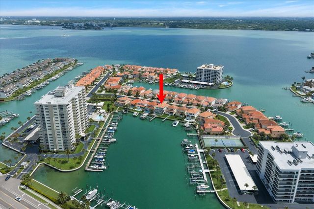 1624 SAND KEY ESTATES COURT, Clearwater Beach, FL 33767