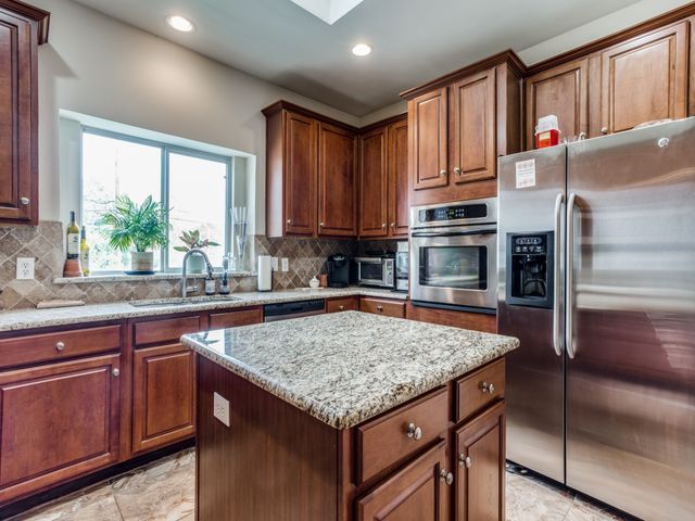 5735 Richmond Avenue J, Dallas, TX 75206