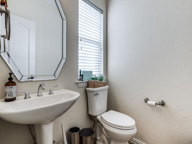 5735 Richmond Avenue J, Dallas, TX 75206