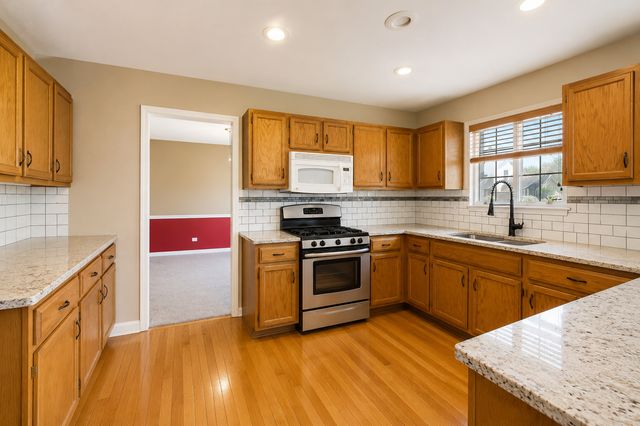 24851 Michele Drive, Plainfield, IL 60544