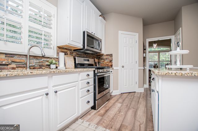 140 Baywood Lane, Villa Rica, GA 30180