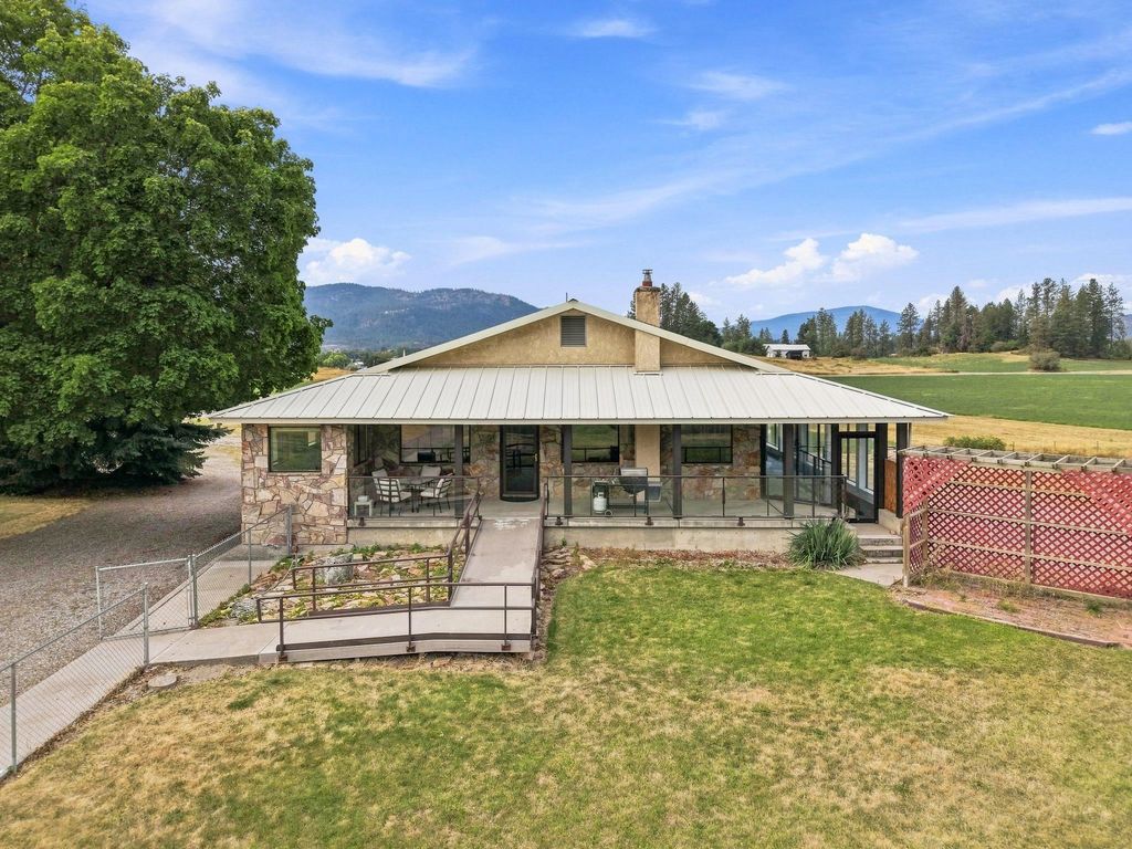 2343 Flowery Trail Rd, Chewelah, WA 99109 photo 2