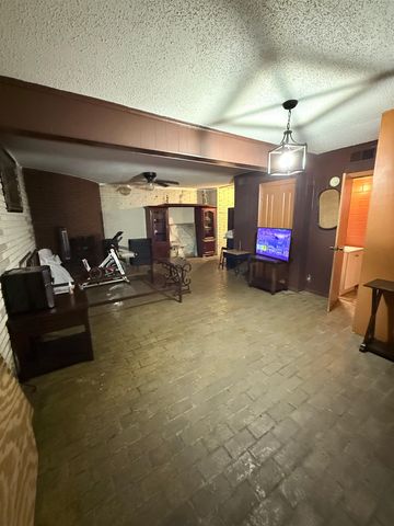 2624 COURTNEY AVE, Memphis, TN 38128