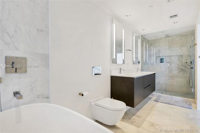 1451 Brickell Ave 1605, Miami, FL 33131