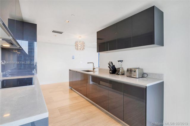 1451 Brickell Ave 1605, Miami, FL 33131