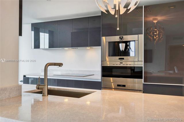 1451 Brickell Ave 1605, Miami, FL 33131