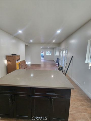 19380 Quebec, Corona, CA 92881