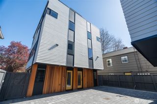 2626 58th Avenue SW #A, Seattle, WA 98116