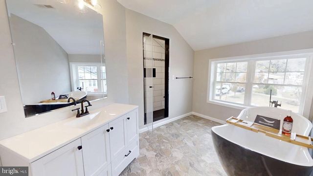10 LINDEN ST, Bridgeton, NJ 08302