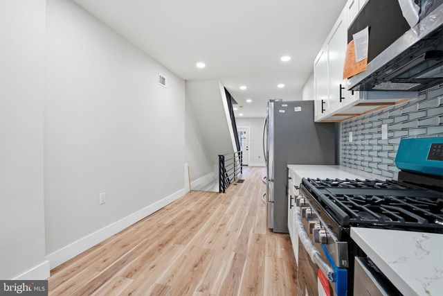 2538 S SHERIDAN ST, Philadelphia, PA 19148