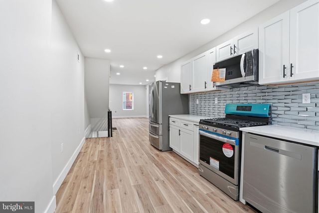 2538 S SHERIDAN ST, Philadelphia, PA 19148