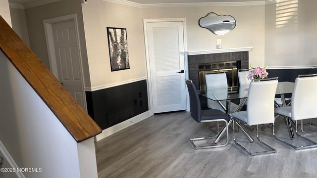 902 Buckingham Circle, Middletown, NJ 07748
