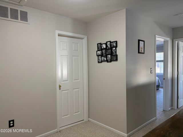 902 Buckingham Circle, Middletown, NJ 07748