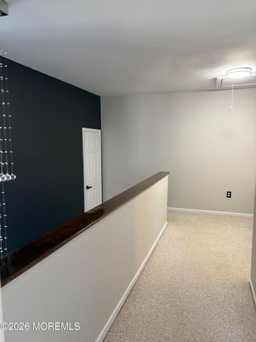 902 Buckingham Circle, Middletown, NJ 07748