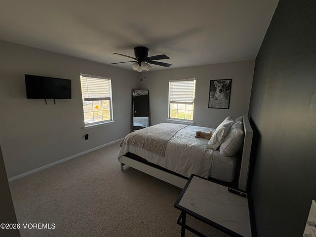 902 Buckingham Circle, Middletown, NJ 07748