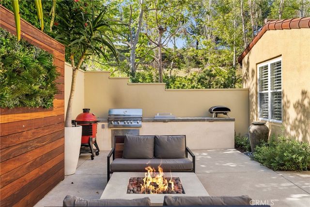 82 Bower Tree, Irvine, CA 92603