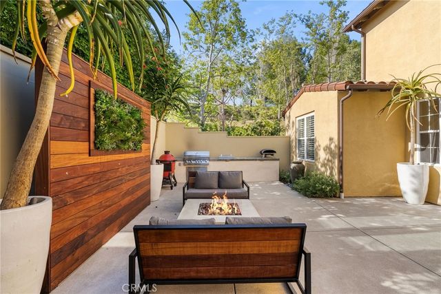 82 Bower Tree, Irvine, CA 92603