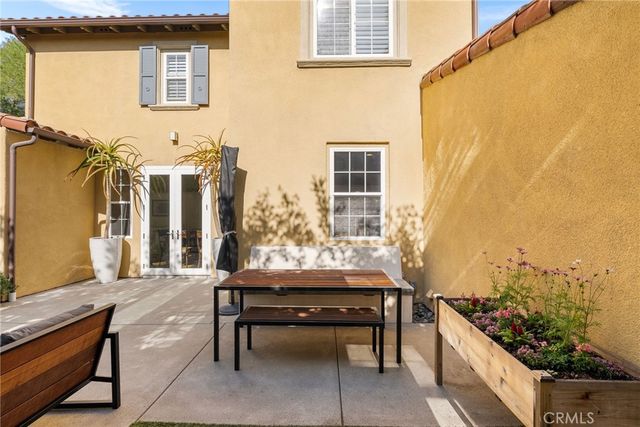 82 Bower Tree, Irvine, CA 92603