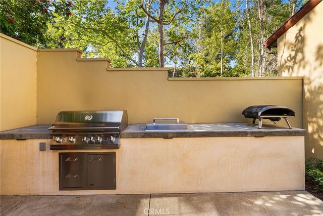 82 Bower Tree, Irvine, CA 92603