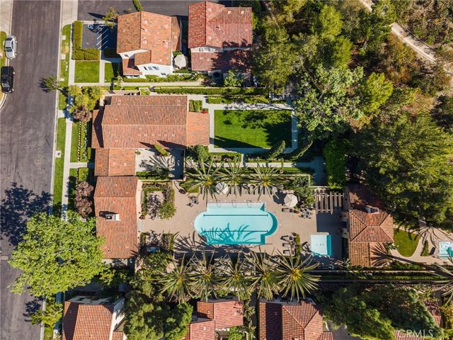 82 Bower Tree, Irvine, CA 92603