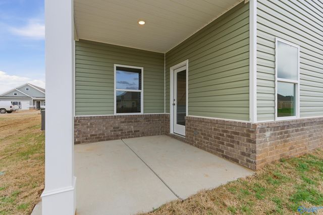 20226 Nightingdale Drive, Athens, AL 35611