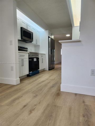 12755 SW 16th Ct 201B, Pembroke Pines, FL 33027