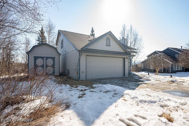 1965 N Kentucky Derby Drive, Palmer, AK 99645