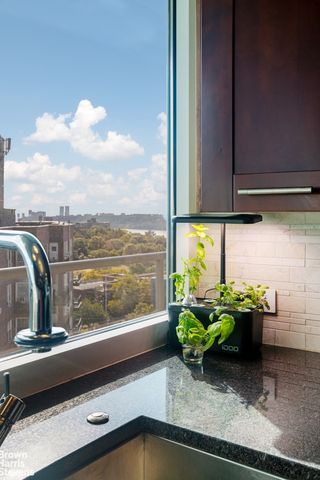 640 W 237TH Street # 12B, New York City, NY 10463