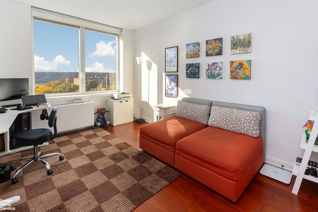 640 W 237TH Street # 12B, New York City, NY 10463