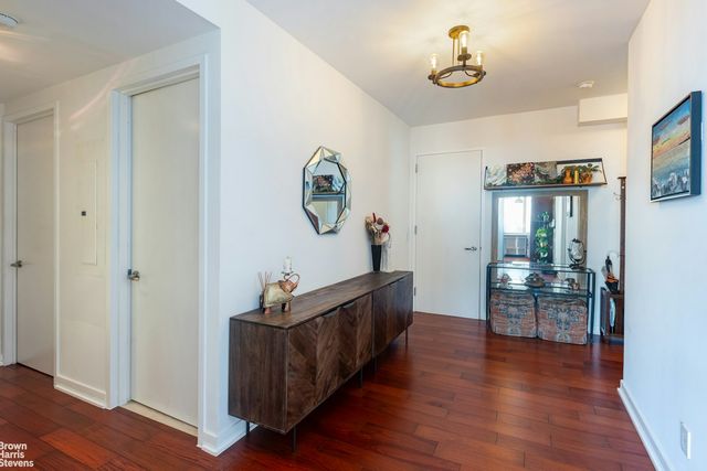 640 W 237TH Street # 12B, New York City, NY 10463