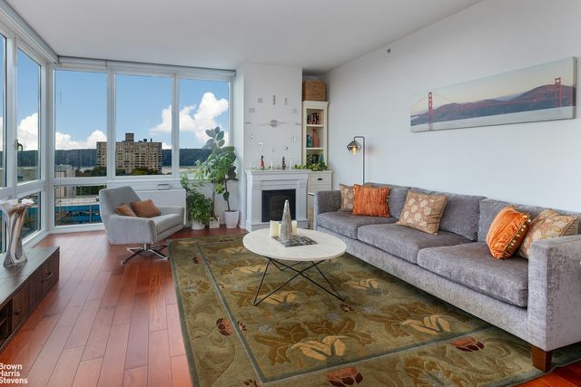640 W 237TH Street # 12B, New York City, NY 10463