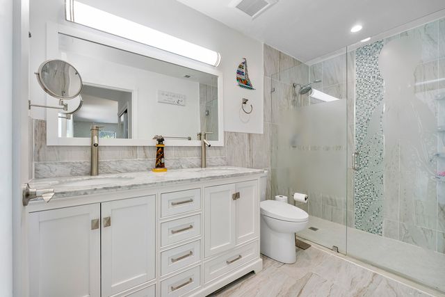 15681 Dover Court, Davie, FL 33331