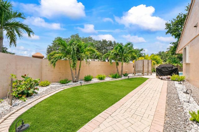 15681 Dover Court, Davie, FL 33331