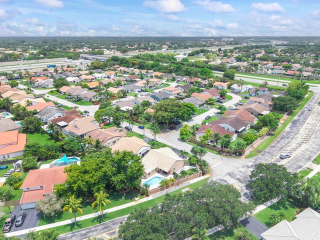 15681 Dover Court, Davie, FL 33331