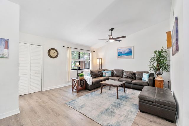 15681 Dover Court, Davie, FL 33331