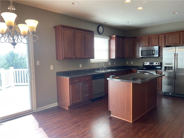 334 Marshall Heights Dr, Marshall, PA 15090