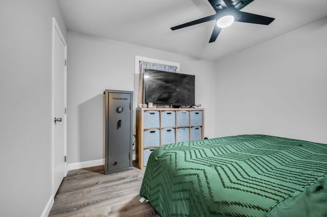 918 Cherokee Dr, New Johnsonville, TN 37134