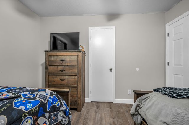918 Cherokee Dr, New Johnsonville, TN 37134