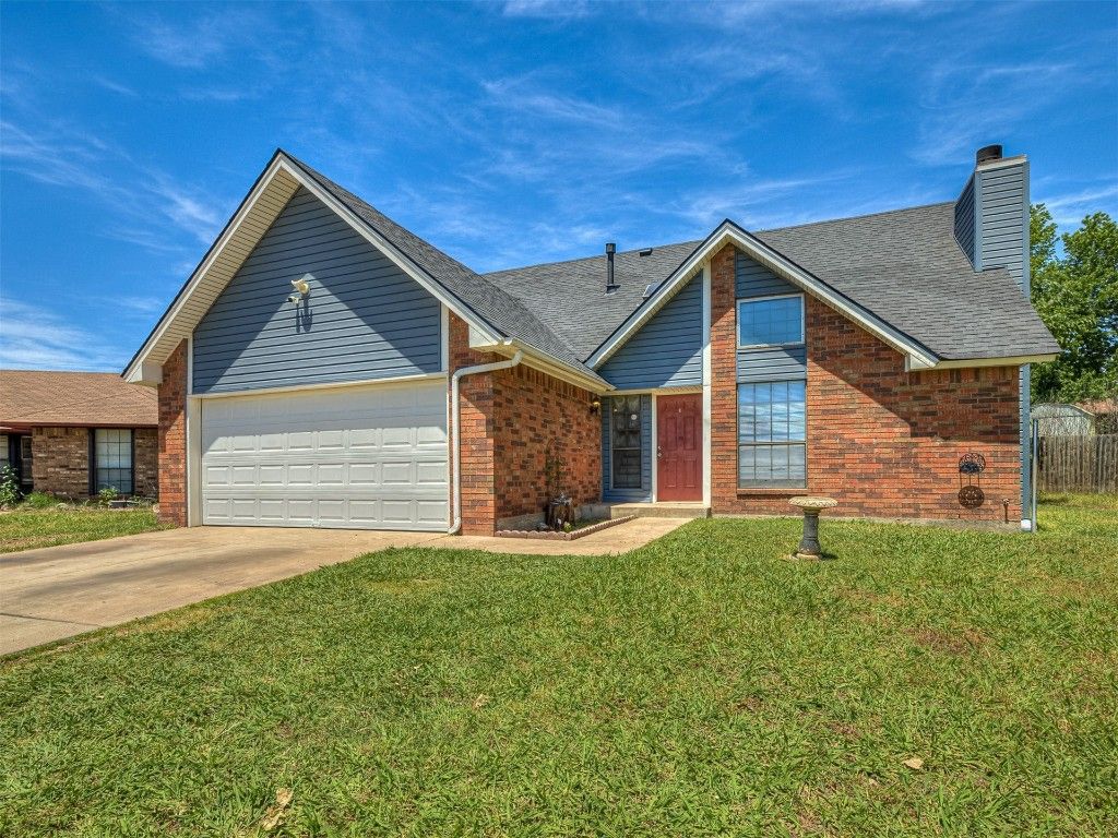2101 NE 11th Street, Moore, OK 73160