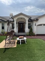 1223 E Rio Grande Street, Colorado Springs, CO 80910