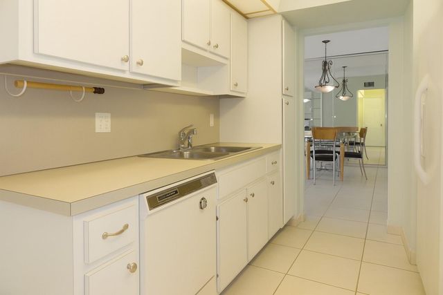 3800 Hillcrest Dr 614, Hollywood, FL 33021