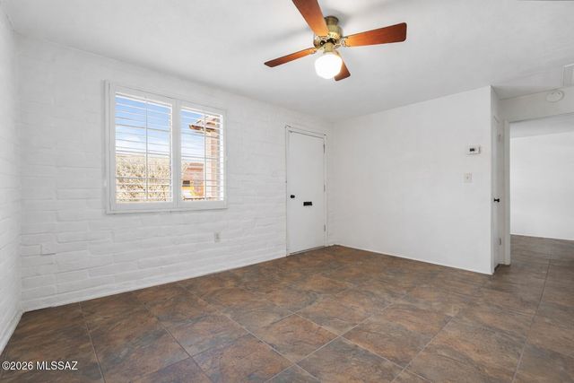 328 S Paseo Pena Apt D, Green Valley, AZ 85614