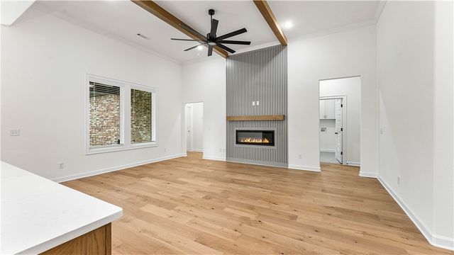 2512 N Crossover Road, Fayetteville, AR 72703
