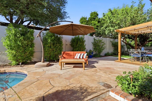 1634 E ECHO Lane, Phoenix, AZ 85020