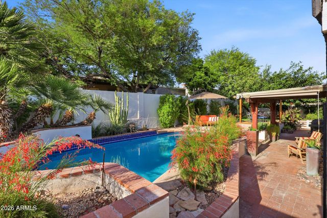 1634 E ECHO Lane, Phoenix, AZ 85020