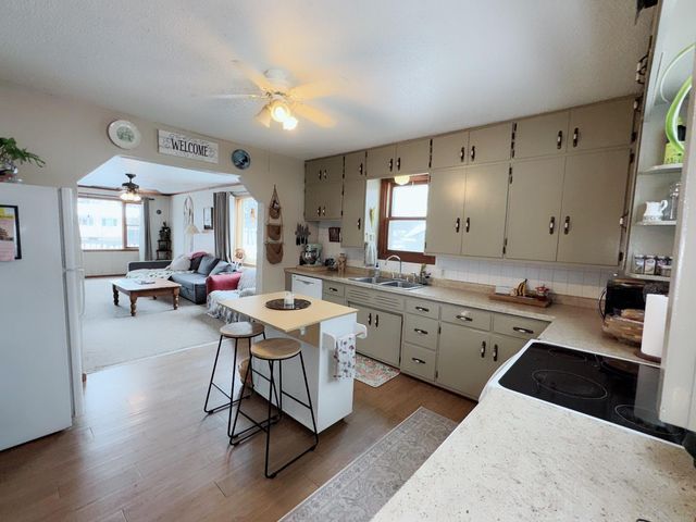 2721 Bixby Avenue NE, Bemidji, MN 56601