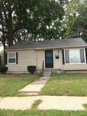 28005 Nieman Street, St Clair Shores, MI 48081