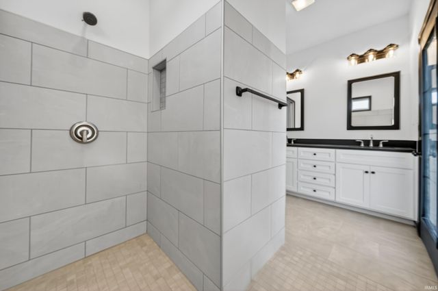 203 EAGLE Drive, Sweetser, IN 46987